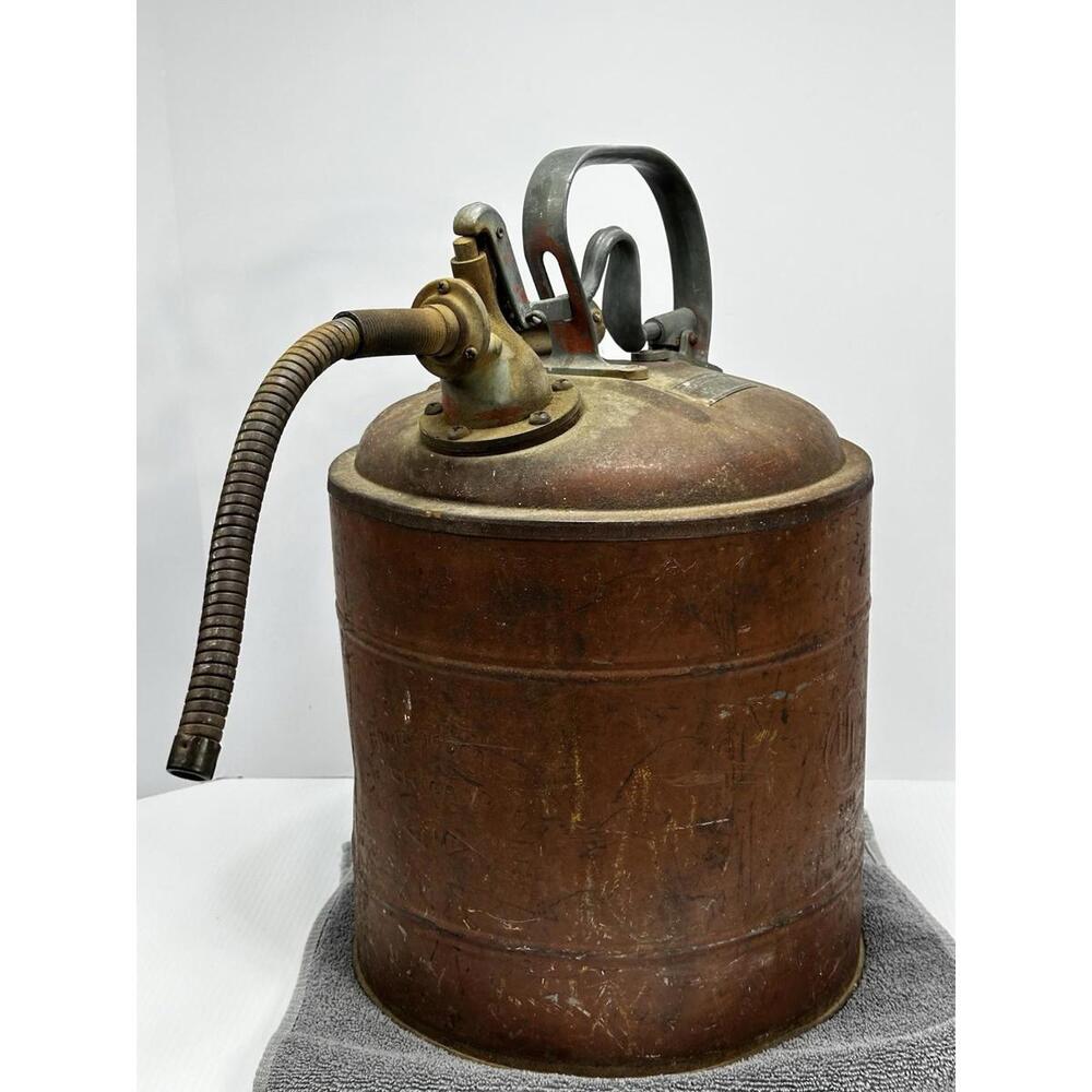 VINTAGE UL PROTECTOSEAL CHICAGO 5 GALLON RED PAINTED METAL‎ SAFETY GAS FUEL CAN